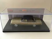 1/43 TRAX TRR83B 1969 VF Chrysler VIP - Citron Gold / Black