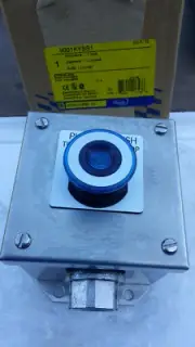 Schneider Electric Harmony 9001KSS1 Push Button Enclosure, 1 Hole, 30mm Diameter