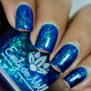 Emily de Molly Allure of Fate - Dark Blue Nail Polish Green Blue Purple Flakie