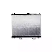 Radiator Global 2468C fits 2002 Mitsubishi Montero (for: Mitsubishi)