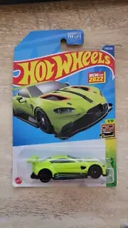 2022 Hot Wheels Aston Martin Vantage GTE Green