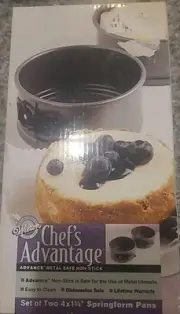 Wilton Chef's Advantage Springform Nonstick Pan 4 X 1 3/4 - Set of 2 - NEW