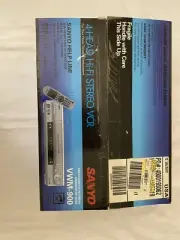 New VCR VHS Sanyo 4-Head Video Cassette Recorder VWM-900 VHS w/ Box & Remote