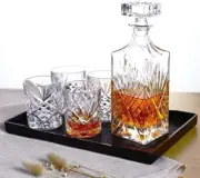 DECANTER AND SCOTCH GLASSES SET