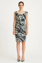 Low Back Sculpted Pencil Dress in Black & White