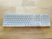 在飛比找Yahoo!奇摩拍賣優惠-台中 Apple Keyboard 有線鍵盤 蘋果電腦鍵盤 