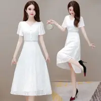 在飛比找蝦皮購物優惠-白色洋裝 韓版洋裝 短袖V領洋裝 蕾絲 素色 初戀甜美中長款