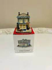 1996 Liberty Falls The Americana Collection - Howard’s Hardware AH103
