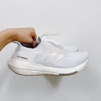 在飛比找PopChill優惠-[二手] Adidas Ultra Boost20 8成新