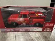 Chevrolet C/20 Fire Truck Upper Lancaster (US) 1/18 - 1383 SUNSTAR
