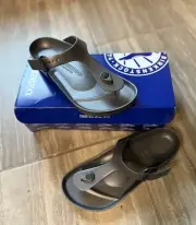 New!Birkenstock Gizeh Sandal 39(8)