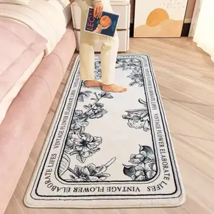 臥室長條防摔地毯 簡約加厚絨毛 兒童床邊玩耍小地毯滿鋪 (5.9折)