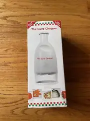Euro Chopper-Slicer Dicer Cutter-Hand Held-Food/Herbs/Garlic/Onions-White