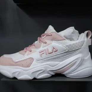 FILA 氣墊男女慢跑鞋 原價2280優惠價1800元