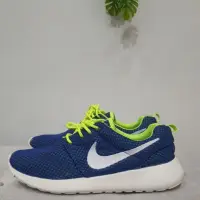 在飛比找蝦皮購物優惠-耐吉 Nike Roshe Run 第二款運動鞋