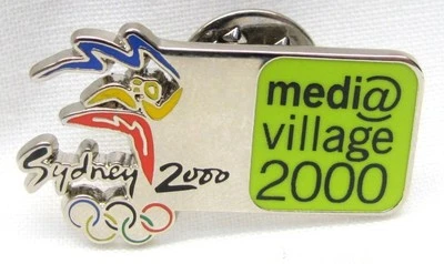 MEDIA VILLAGE SILVER & GREEN SYDNEY OLYMPIC GAMES 2000 PIN BADGE COLLECT #316