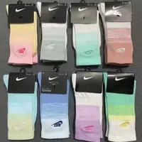 在飛比找蝦皮購物優惠-2022 新款 nike 長襪 加厚毛巾底 彩虹漸變 襪子 