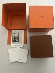 HERMES Watch Wood Box With Pamphlets