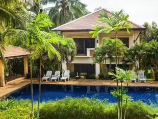 蘇梅島湄南山別墅Maenam Hills Samui Villa