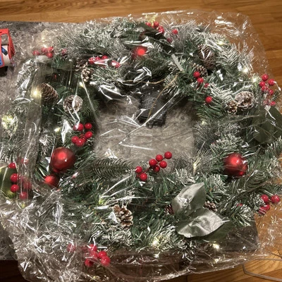 24 Inch Pre-Lit Christmas Wreath for Front Door with Lights, Large Lighted Ch...