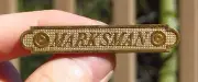 WWI USMC MARKSMAN PROFICIENCY BADGE PIN ORIGINAL NEW OLD STOCK GOLD