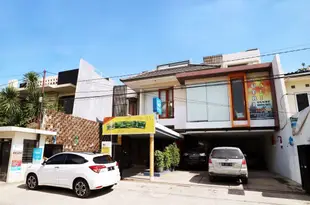 巴厘普特裏酒店(泗水店)Putri Bali Guest House - Surabaya