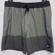 Quicksilver Mens Large Green Board Shorts Surf Swim Wear UV Protection Stretch
