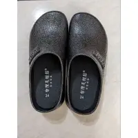 在飛比找蝦皮購物優惠-工作鞋 廚師鞋  雨鞋 黑色 防水 臺灣足輕鬆 HM020