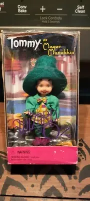 Barbie Wizard of Oz Tommy as Mayor Munchkin Mattel 1999 Green In Box