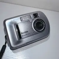 在飛比找蝦皮購物優惠-Kodak cx7300 麵包機 老數位相機 柯達 Koda