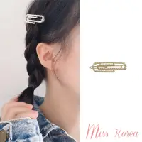 在飛比找momo購物網優惠-【MISS KOREA】韓國設計優雅珍珠迴紋針造型髮夾(珍珠