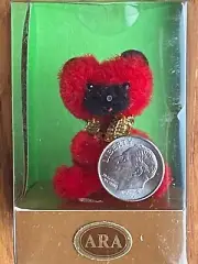 Vintage 1.75" ARA Wool Chenille Pocket Pet - BEAR - Jeretzian Austria MIP