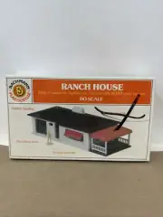 Vintage Bachmann Ranch House Ho Scale Assemble Building Kit #45154