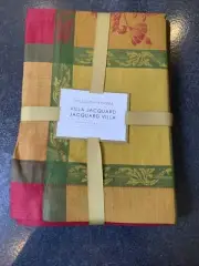 Williams Sonoma Villa Jacquard Linen Blend Tablecloth Size 70 x126 NEW!!