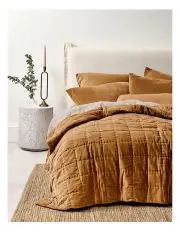 [Aura Home] Luxury Velvet Coverlet in Maple