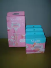 New Gillette Venus Comfort Glide Razor & 14 Cartridge Refills White Tea Scent