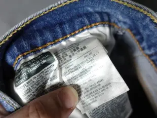 美國品牌 LEVI'S 513 小R標 淺藍仿舊刷紋 小直筒 彈性牛仔褲 30腰