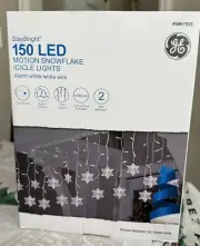 GE StayBright 150-Count Warm White LED Motion Snowflake Icicle Christmas Lights