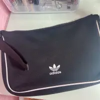 在飛比找蝦皮購物優惠-💼adidas｜手拿包