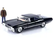 Jada Toys Supernatural 67 Chevy Impala with Dean 1:24 Scale Hollywood Ride Diecast Vehicle