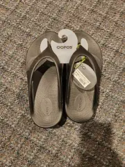 OOFOS OORIGINAL Recovery Sandal Unisex Style #1000 - NWT - Black Men 8 Women 10