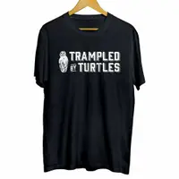 在飛比找蝦皮購物優惠-男士 T 恤百搭休閒 Tramp by Turtles Ro