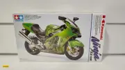 Kawasaki Ninja zx-12r 1-12 Model Moto Road Tamiya 1084 Superbike