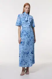Floral Georgette Tie Neck Pleated Woven Midi Dress
