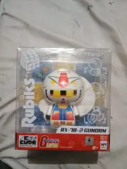 Rubik's Mobile Suit Gundam RX-78-2 Charation Cube Puzzle Figure