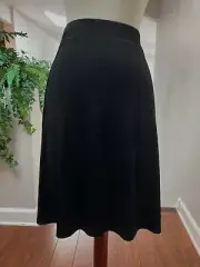 Chicos Travelers Carletta SH Skirt Size 1 US Medium Knee Length Black Pull On