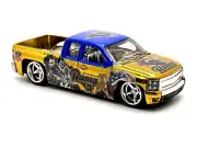 SHOP164 1/64 High End Custom Hot Wheels 07 Silverado LA Rams NFL THEME