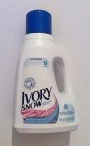 Ivory Snow Gentle Care Liquid Laundry Detergent 50 oz Blue Cap 2X Ultra