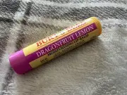 NEW BURT'S BEES DRAGONFRUIT LEMON MOISTURIZING LIP BALM 0.15 oz