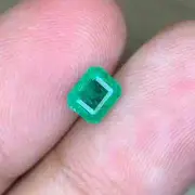 Natural Cut 0.90 Cents Panjshir Vivid Green Emerald Octagon Faceted Loose Gem